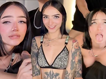 Witness Peytonreeds, the lush nymphomaniac, get her overflowing with vag boinked in her not roundabout first deep throat casting!
