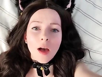 TheTinyFeetTreat – Breed mom in Her Halloween Costume