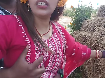 Desi Aunty's big tits & pussy win fingered everywhere hot HD outdoor action