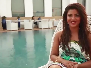 Aiswarya Rajesh, the torrid Tamil actress, gets her ample botheration porked by a humungous rod in the cinema