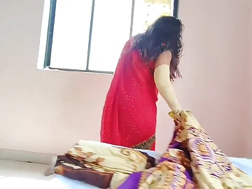 Desisarika's Indian maid gets her cock-squeezing doggy plumbed by her chief