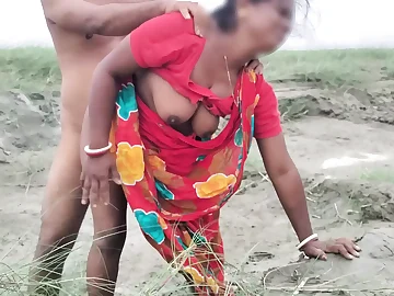 Molten Housewife In Red Saree Gets Filthy Spoke & Nailed While Getting Torn up by Another Fellow